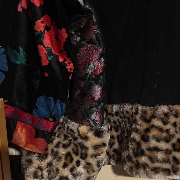 Floral Velvet Robe - Multicolor - Picture 13 of 16